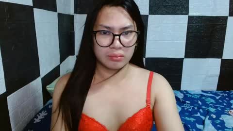 Snapshot of goddessmaxinexx chatting on 01/15/25, 11:00 goddessmaxinexx online show from 01/15/25, 11:00