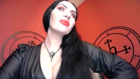 GODDESS MIDNIGHT online show from 03/18/26, 11:30