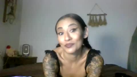 Snapshot of goddessmyth chatting on 04/23/26, 10:34 goddessmyth online show from 04/23/26, 10:34