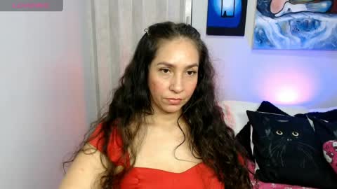 Snapshot of goddessnahi chatting on 04/08/26, 04:23 Naih Reyes online show from 04/08/26, 04:23