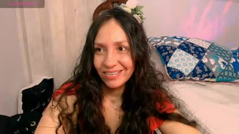 Snapshot of goddessnahi chatting on 07/22/26, 03:53 Naih Reyes online show from 07/22/26, 03:53