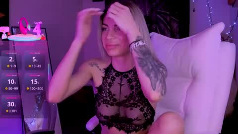 Snapshot of goddessnyxluxuria chatting on 04/01/26, 06:49 Goddess Nyx online show from 04/01/26, 06:49