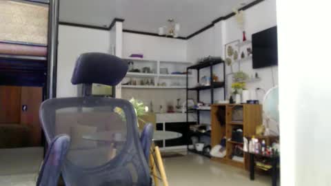 Eva online show from 01/17/25, 06:36