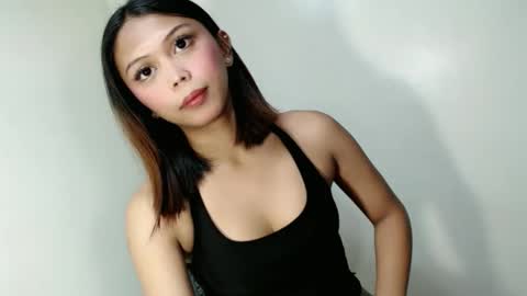 Snapshot of goddessofdesire_ chatting on 04/26/26, 11:19 MISS LOVELY online show from 04/26/26, 11:19