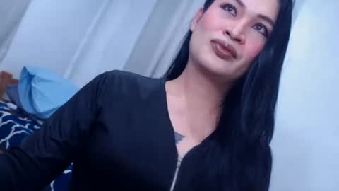 QUEEN JANE online show from 05/04/26, 06:59