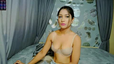 Layla Salvardor online show from 03/09/25, 11:58