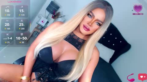 Snapshot of goddesss_hera chatting on 10/07/25, 04:59 Miss Anna online show from 10/07/25, 04:59