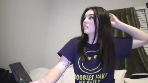 Snapshot of goddessshadowraven chatting on 12/05/24, 02:53 Goddess Raven online show from 12/05/24, 02:53