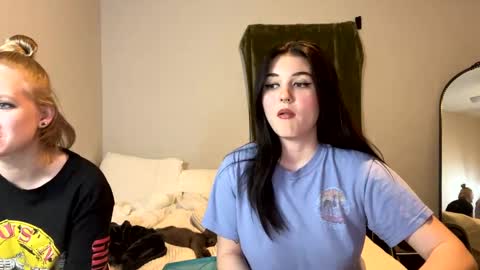 Snapshot of goddessshadowraven chatting on 12/09/24, 12:56 Goddess Raven online show from 12/09/24, 12:56