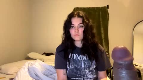 Snapshot of goddessshadowraven chatting on 12/11/24, 10:49 Goddess Raven online show from 12/11/24, 10:49