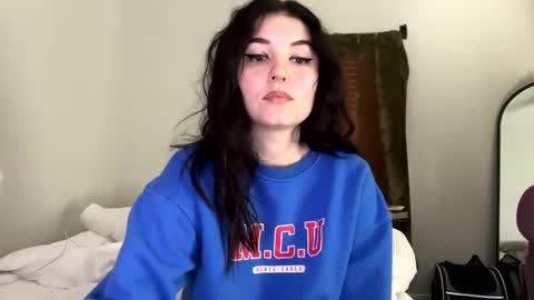 Snapshot of goddessshadowraven chatting on 12/12/24, 02:22 Goddess Raven online show from 12/12/24, 02:22