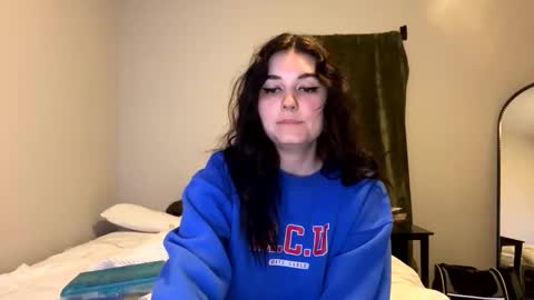 Snapshot of goddessshadowraven chatting on 12/12/24, 10:42 Goddess Raven online show from 12/12/24, 10:42