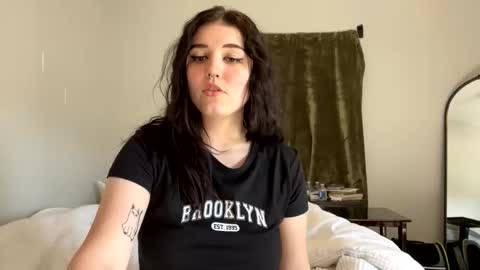 Snapshot of goddessshadowraven chatting on 12/13/24, 05:21 Goddess Raven online show from 12/13/24, 05:21