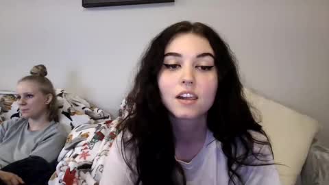 Snapshot of goddessshadowraven chatting on 02/11/25, 12:49 Goddess Raven online show from 02/11/25, 12:49