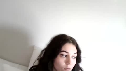 Snapshot of goddessshadowraven chatting on 02/13/25, 03:56 Goddess Raven online show from 02/13/25, 03:56