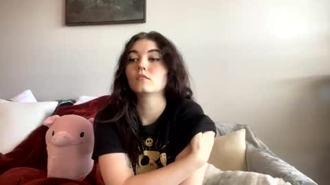 Snapshot of goddessshadowraven chatting on 02/17/25, 04:15 Goddess Raven online show from 02/17/25, 04:15