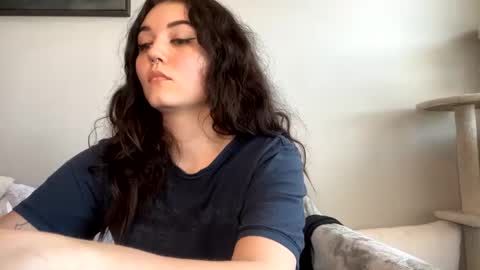 Snapshot of goddessshadowraven chatting on 03/06/25, 04:17 Goddess Raven online show from 03/06/25, 04:17