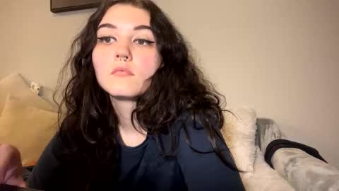 Snapshot of goddessshadowraven chatting on 03/07/25, 01:42 Goddess Raven online show from 03/07/25, 01:42