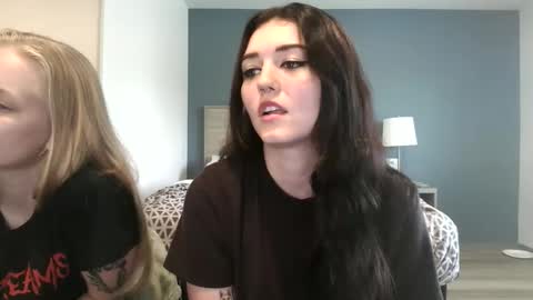 Snapshot of goddessshadowraven chatting on 09/09/25, 04:50 Goddess Raven online show from 09/09/25, 04:50