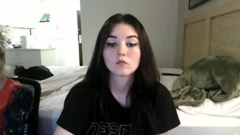 Snapshot of goddessshadowraven chatting on 09/15/25, 04:56 Goddess Raven online show from 09/15/25, 04:56