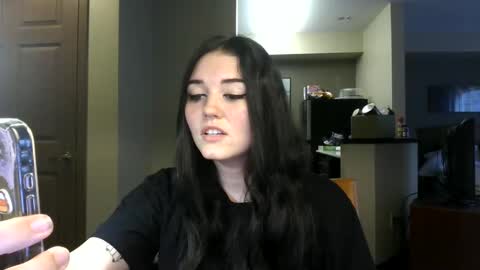 Snapshot of goddessshadowraven chatting on 09/21/25, 05:14 Goddess Raven online show from 09/21/25, 05:14