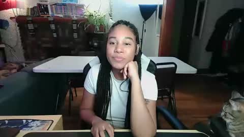 Snapshot of goddesstinaruiz chatting on 01/10/25, 02:57 Goddess Tina 3 online show from 01/10/25, 02:57
