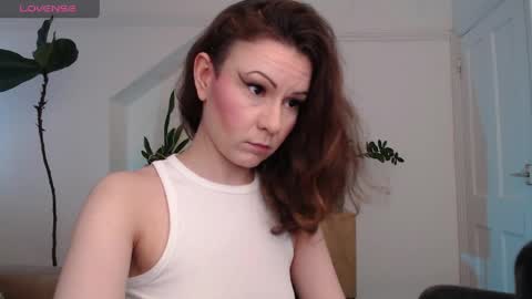 Snapshot of goddessvenina chatting on 04/21/26, 06:55 Goddess. Mommy. Master. Greedy Brat. VENINA online show from 04/21/26, 06:55