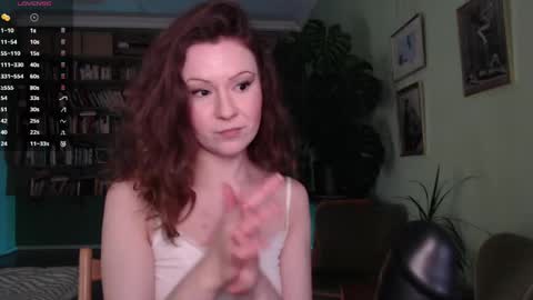 Snapshot of goddessvenina chatting on 04/26/26, 04:26 Goddess. Mommy. Master. Greedy Brat. VENINA online show from 04/26/26, 04:26