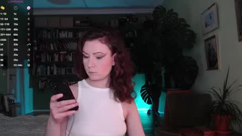 Snapshot of goddessvenina chatting on 05/20/26, 03:51 Goddess. Mommy. Master. Greedy Brat. VENINA online show from 05/20/26, 03:51