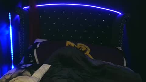 Snapshot of goddessyvette007 chatting on 02/20/26, 05:04 GoddessYvette007 online show from 02/20/26, 05:04