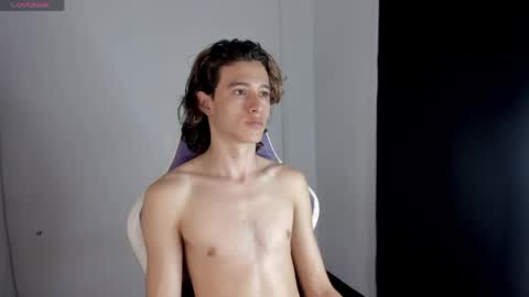 goddest_perseus_ online show from 04/28/26, 08:47
