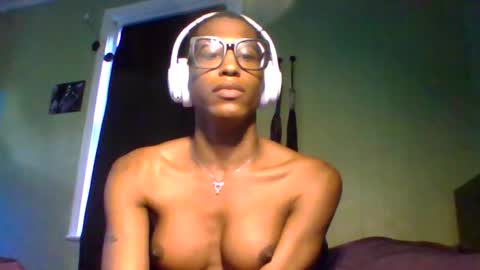 Snapshot of goddexx_kii chatting on 05/01/26, 10:31 goddexx_kii online show from 05/01/26, 10:31