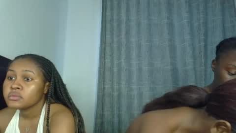 Snapshot of godess_lunah chatting on 06/15/26, 10:50 godess_lunah online show from 06/15/26, 10:50