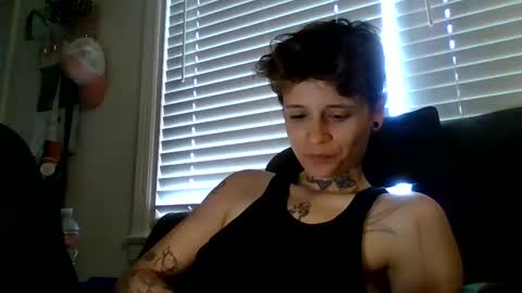 L online show from 03/12/25, 09:35