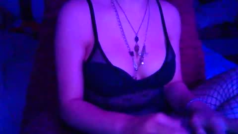 Snapshot of godpphire chatting on 10/09/25, 08:07 godpphire online show from 10/09/25, 08:07