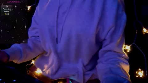 Snapshot of godpphire chatting on 12/14/25, 10:03 godpphire online show from 12/14/25, 10:03