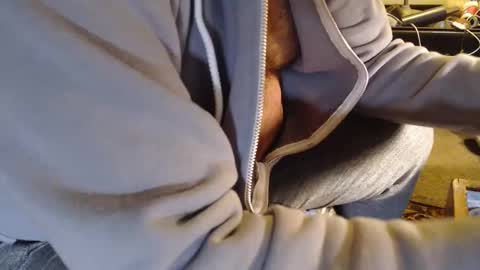 Snapshot of goggles93 chatting on 01/25/25, 07:28 BIG BONER online show from 01/25/25, 07:28