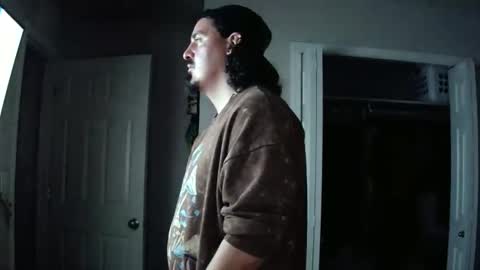 Snapshot of gokugarrison4334 chatting on 11/16/25, 08:09 gokugarrison4334 online show from 11/16/25, 08:09