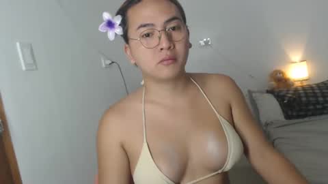 bella online show from 01/10/25, 02:57