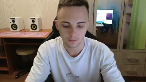 Snapshot of golden_boyyy21 chatting on 07/07/26, 05:39 Golden boyyy21 online show from 07/07/26, 05:39