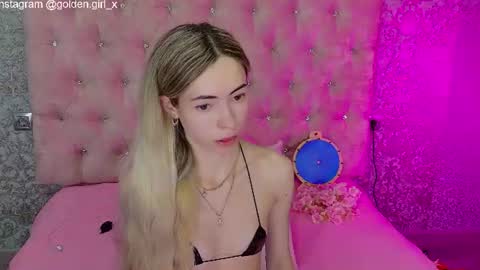 Snapshot of golden_girl__ chatting on 06/20/26, 01:52 golden girl online show from 06/20/26, 01:52
