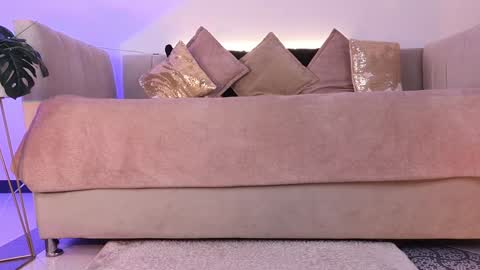 Snapshot of golden_girlsss chatting on 11/23/25, 01:55 Golden girls online show from 11/23/25, 01:55