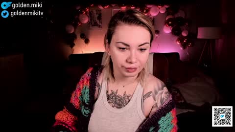 Snapshot of golden_miki chatting on 01/16/25, 02:19 Shy in the streets but a freak in the sheets online show from 01/16/25, 02:19