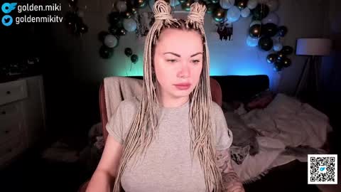 Snapshot of golden_miki chatting on 01/24/25, 03:22 Shy in the streets but a freak in the sheets online show from 01/24/25, 03:22