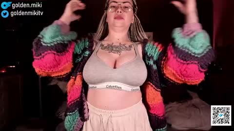 Snapshot of golden_miki chatting on 01/30/25, 07:07 Shy in the streets but a freak in the sheets online show from 01/30/25, 07:07