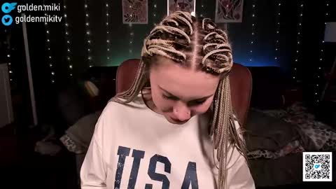 Snapshot of golden_miki chatting on 02/11/25, 08:26 Shy in the streets but a freak in the sheets online show from 02/11/25, 08:26