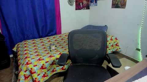 Jmmmm online show from 02/12/26, 06:19