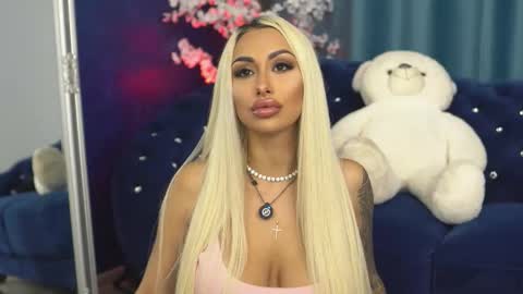 GoldenAmberX online show from 09/15/25, 07:14