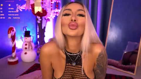 GoldenAmberX online show from 12/19/25, 06:20