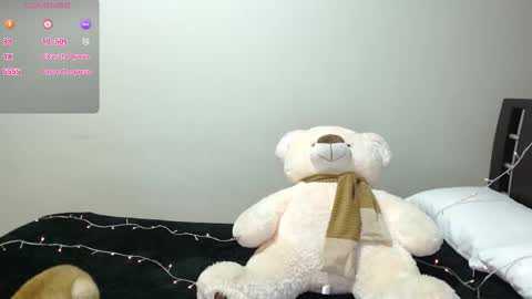 Snapshot of goldencandycotton chatting on 11/26/25, 05:08 goldencandycotton online show from 11/26/25, 05:08